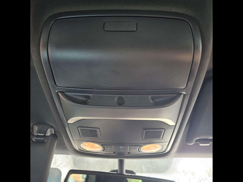 Volkswagen Tiguan 2.0 Tiguan R-Line TDI BlueMotion Technology 4Motion Semi-Auto 4WD 5dr 5dr Automatic 2025