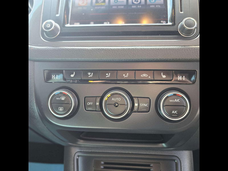 Volkswagen Tiguan 2.0 Tiguan R-Line TDI BlueMotion Technology 4Motion Semi-Auto 4WD 5dr 5dr Automatic 2025