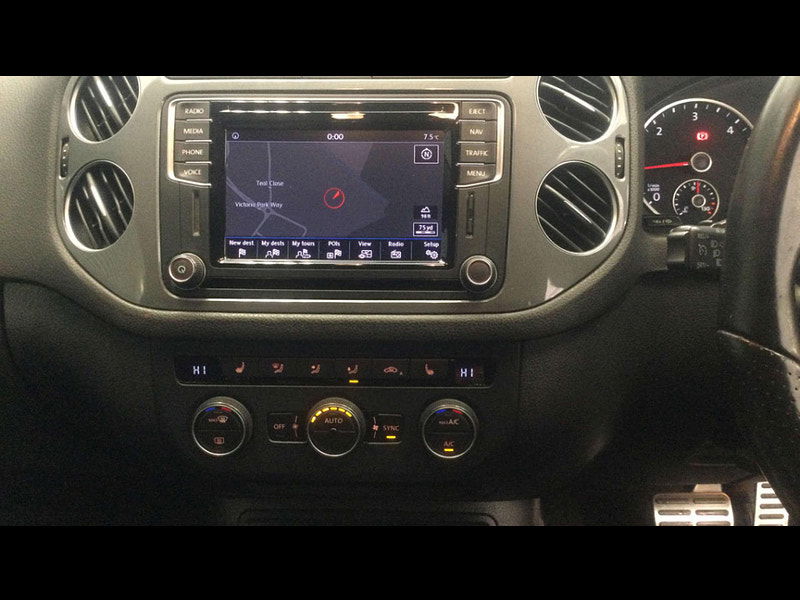 Volkswagen Tiguan 2.0 Tiguan R-Line TDI BlueMotion Technology 4Motion Semi-Auto 4WD 5dr 5dr Automatic 2025