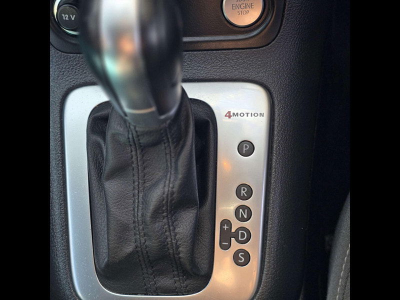 Volkswagen Tiguan 2.0 Tiguan R-Line TDI BlueMotion Technology 4Motion Semi-Auto 4WD 5dr 5dr Automatic 2025