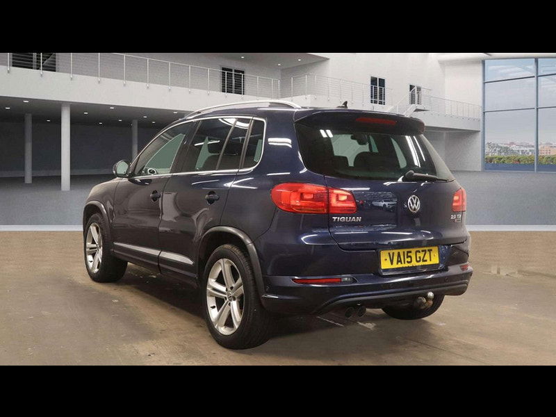 Volkswagen Tiguan 2.0 Tiguan R-Line TDI BlueMotion Technology 4Motion Semi-Auto 4WD 5dr 5dr Automatic 2025