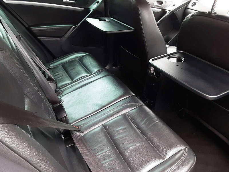 Volkswagen Tiguan 2.0 Tiguan R-Line TDI BlueMotion Technology 4Motion Semi-Auto 4WD 5dr 5dr Automatic 2026