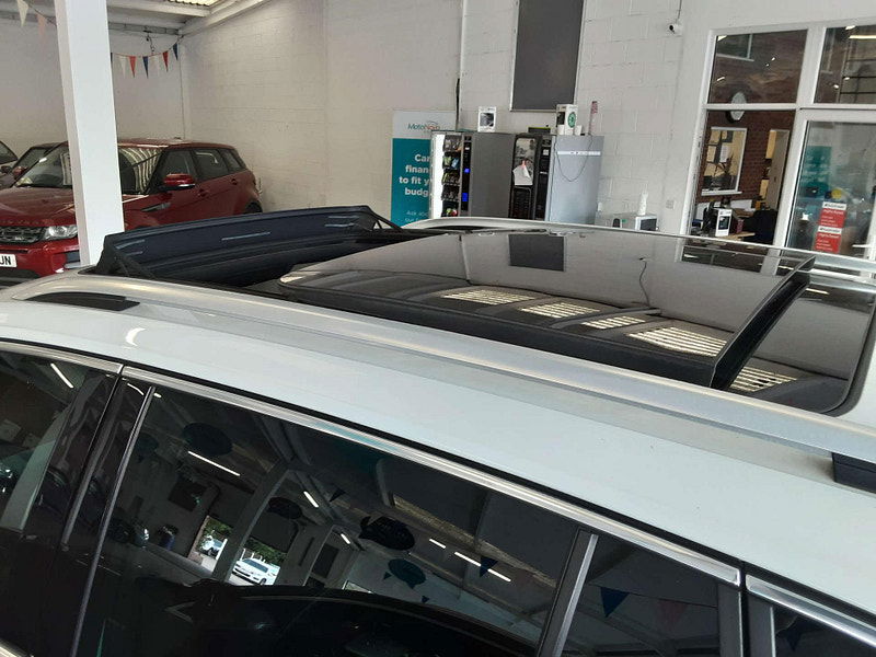 Volkswagen Tiguan 2.0 Tiguan R-Line Tech TDI 4Motion Semi-Auto 4WD 5dr 5dr Automatic 2025