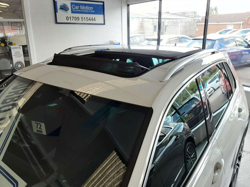 Volkswagen Tiguan 2.0 Tiguan R-Line Tech TDI 4Motion Semi-Auto 4WD 5dr 5dr Automatic 2025