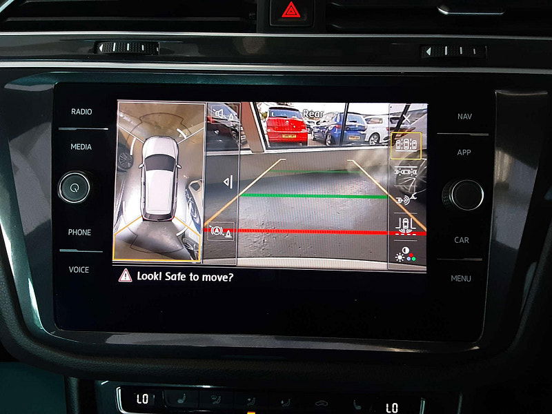 Volkswagen Tiguan 2.0 Tiguan R-Line Tech TDI 4Motion Semi-Auto 4WD 5dr 5dr Automatic 2025