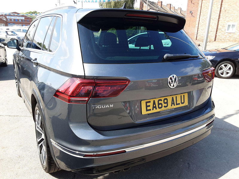 Volkswagen Tiguan 2.0 Tiguan R-Line Tech TDI 5dr 5dr Automatic 2025