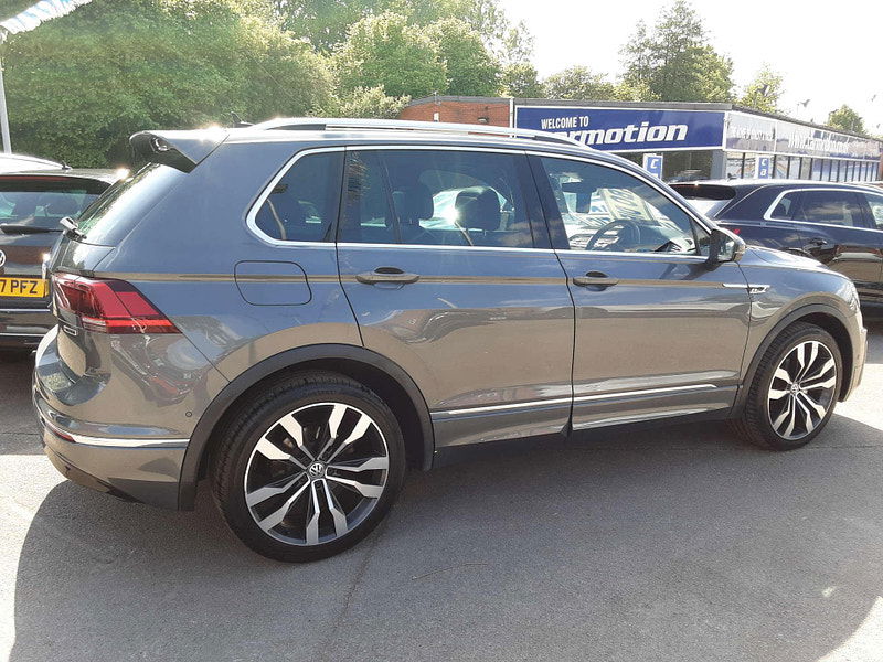 Volkswagen Tiguan 2.0 Tiguan R-Line Tech TDI 5dr 5dr Automatic 2025