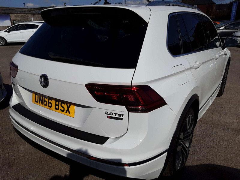 Volkswagen Tiguan 2.0 Tiguan R-Line TSi BlueMotion Technology 4Motion Semi-Auto 4WD 5dr 5dr Automatic 2025