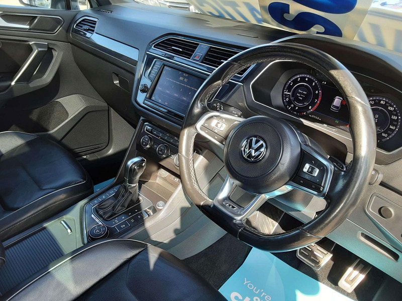 Volkswagen Tiguan 2.0 Tiguan R-Line TSi BlueMotion Technology 4Motion Semi-Auto 4WD 5dr 5dr Automatic 2025