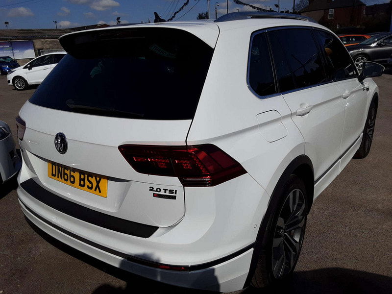 Volkswagen Tiguan 2.0 Tiguan R-Line TSi BlueMotion Technology 4Motion Semi-Auto 4WD 5dr 5dr Automatic 2025