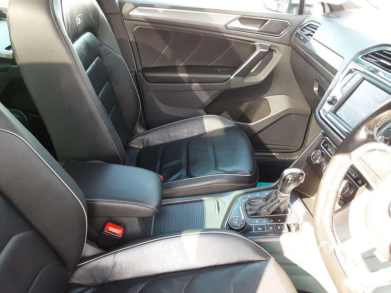 Volkswagen Tiguan 2.0 Tiguan R-Line TSi BlueMotion Technology 4Motion Semi-Auto 4WD 5dr 5dr Automatic 2025