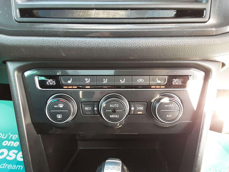 Volkswagen Tiguan 2.0 Tiguan R-Line TSi BlueMotion Technology 4Motion Semi-Auto 4WD 5dr 5dr Automatic 2025
