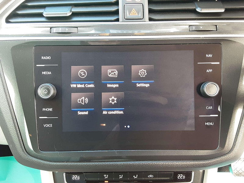 Volkswagen Tiguan 2.0 Tiguan SE Nav TDI BlueMotion Technology 4Motion Semi-Auto 4WD 5dr 5dr Automatic 2025