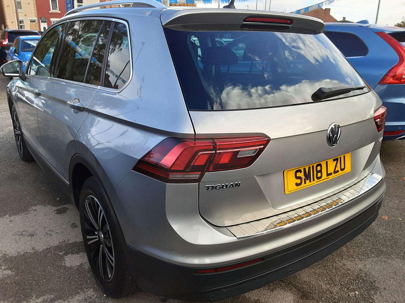 Volkswagen Tiguan 2.0 Tiguan SE Nav TDI BlueMotion Technology 4Motion Semi-Auto 4WD 5dr 5dr Automatic 2025
