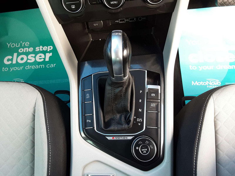 Volkswagen Tiguan 2.0 Tiguan SE Nav TDI BlueMotion Technology 4Motion Semi-Auto 4WD 5dr 5dr Automatic 2025