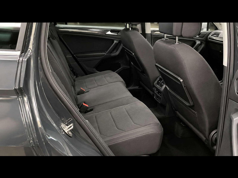 Volkswagen Tiguan 2.0 Tiguan SEL TDI 4Motion Semi-Auto 4WD 5dr 5dr Automatic 2026