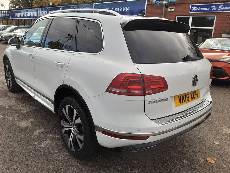 Volkswagen Touareg 3.0 TDI V6 BlueMotion Tech R-Line Tiptronic 4WD Euro 6 (s/s) 5dr 5dr Automatic 2024