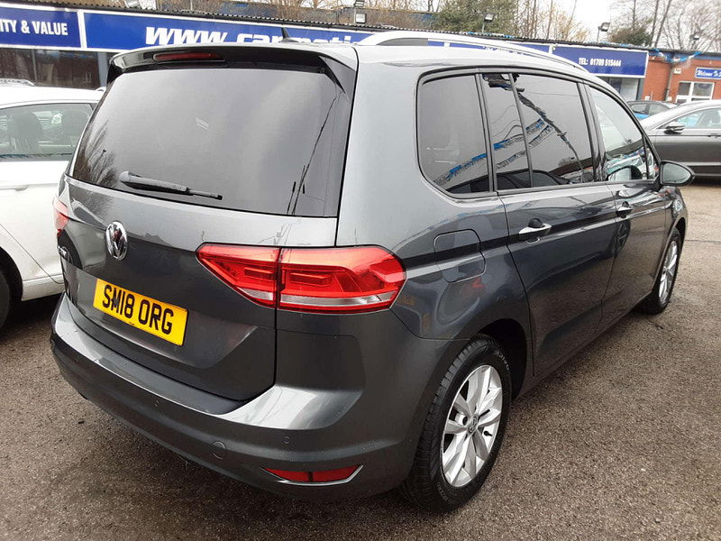 Volkswagen Touran 1.6 Touran SE Family TDI BlueMotion Technology Semi-Auto 5dr 5dr Automatic 2025