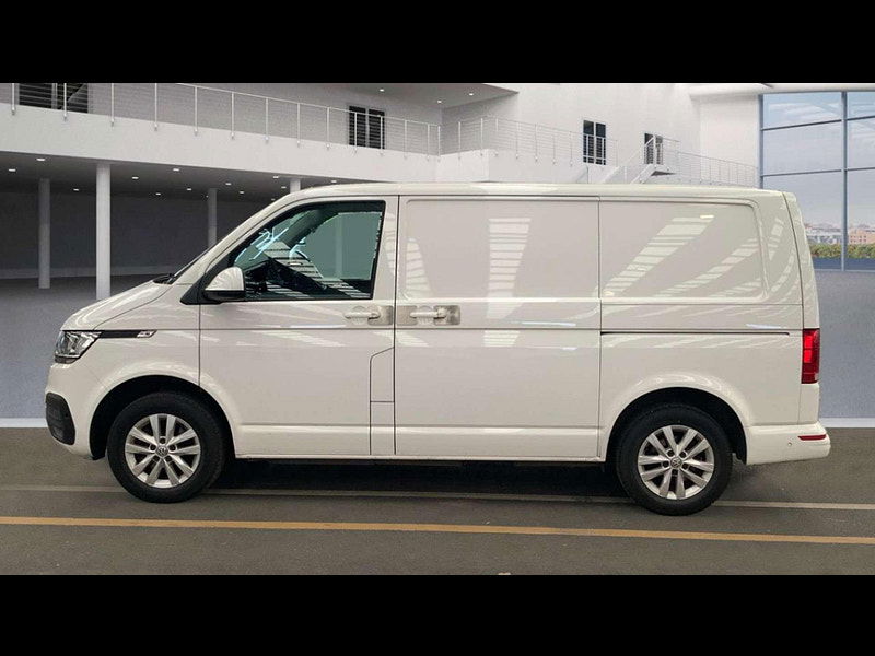 Volkswagen Transporter 2.0 Transporter T28 Highline TDI Semi-Auto 2dr Automatic 2025