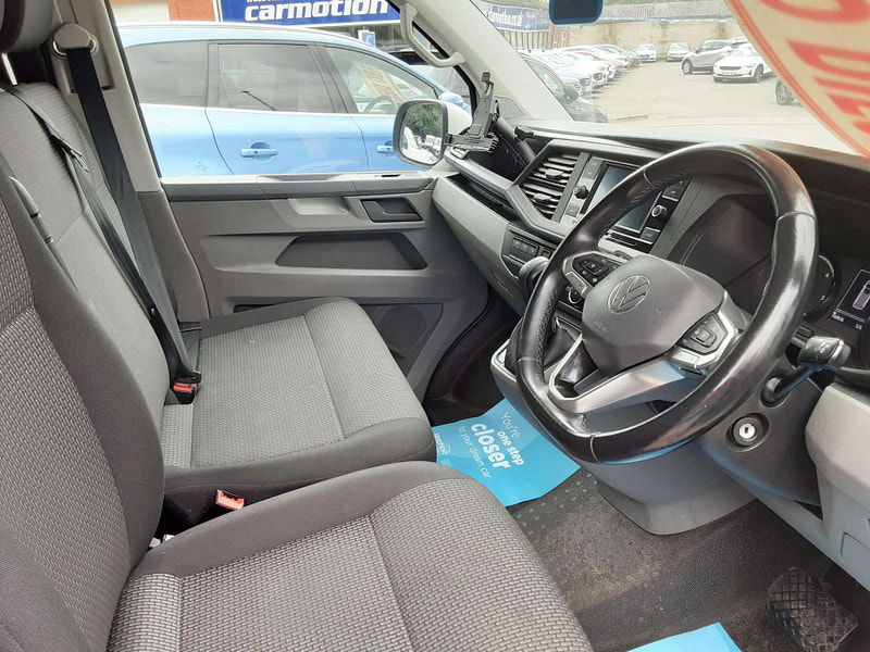 Volkswagen Transporter 2.0 Transporter T28 Highline TDI Semi-Auto 2dr Automatic 2025