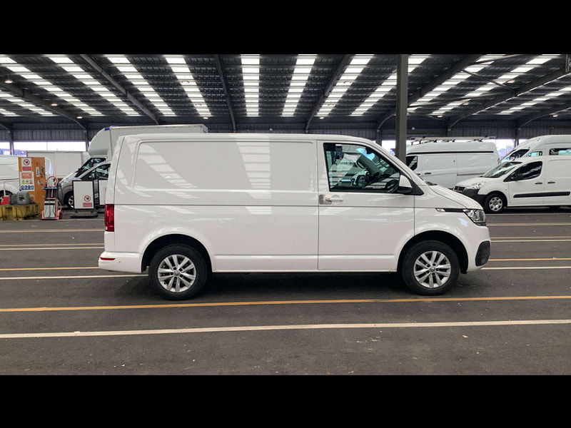 Volkswagen Transporter 2.0 Transporter T28 Highline TDI Semi-Auto 2dr Automatic 2025