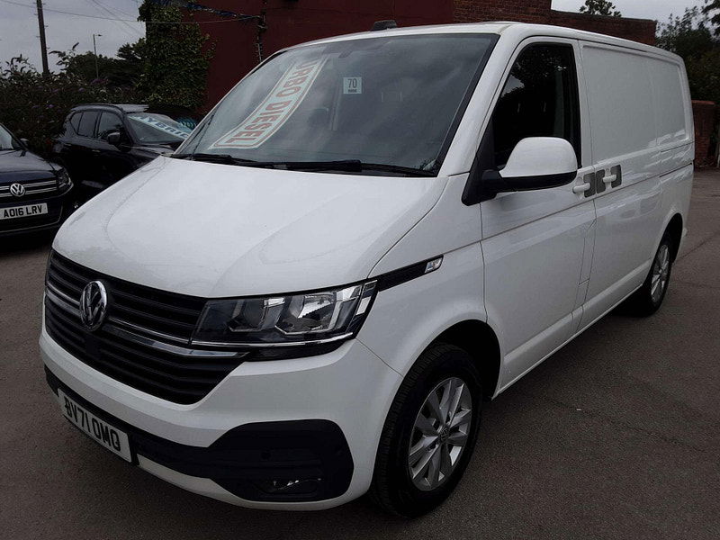 Volkswagen Transporter 2.0 Transporter T28 Highline TDI Semi-Auto 2dr Automatic 2025