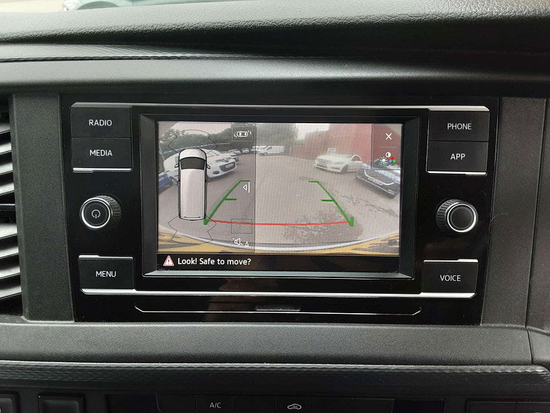 Volkswagen Transporter 2.0 Transporter T28 Highline TDI Semi-Auto 2dr Automatic 2026