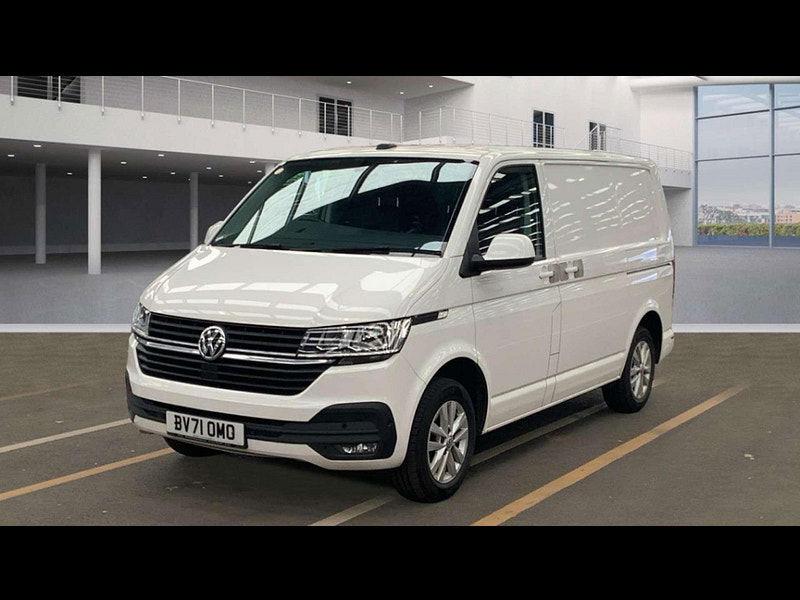 Volkswagen Transporter 2.0 Transporter T28 Highline TDI Semi-Auto 2dr Automatic 2025
