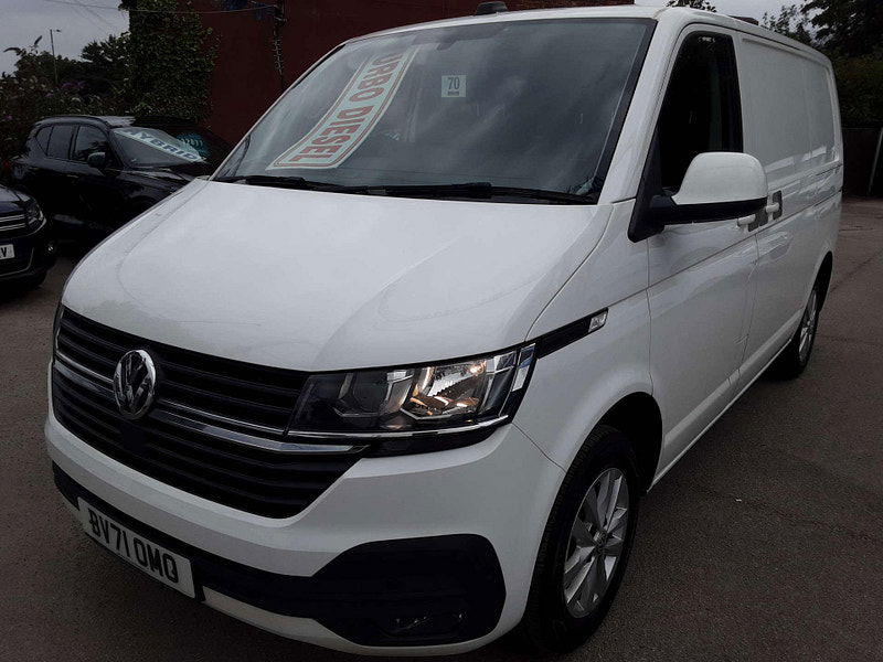 Volkswagen Transporter 2.0 Transporter T28 Highline TDI Semi-Auto 2dr Automatic 2025