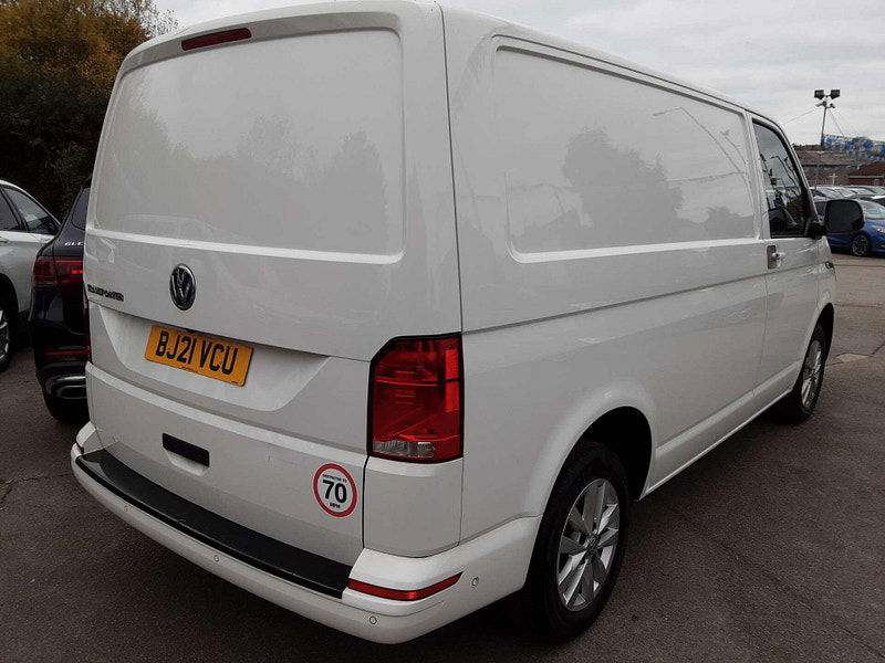 Volkswagen Transporter 2.0 Transporter T28 Highline TDI Semi-Auto 2dr Automatic 2025