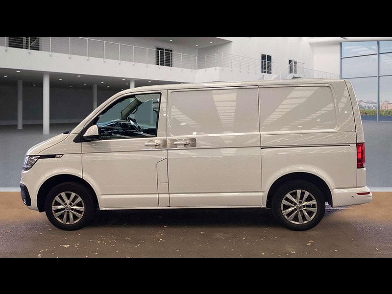Volkswagen Transporter 2.0 Transporter T28 Highline TDI Semi-Auto 2dr Automatic 2025