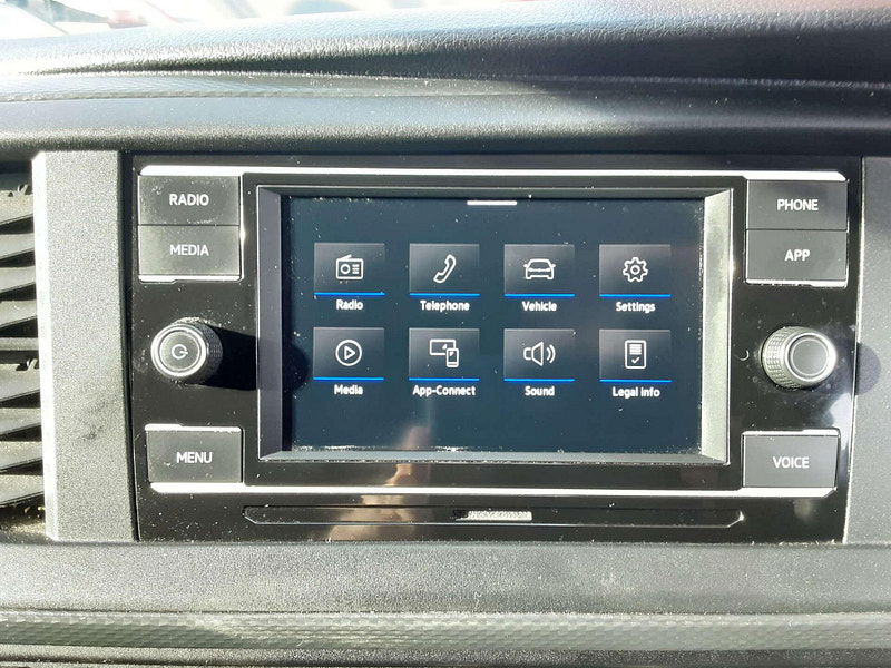 Volkswagen Transporter 2.0 Transporter T28 Highline TDI Semi-Auto 2dr Automatic 2025