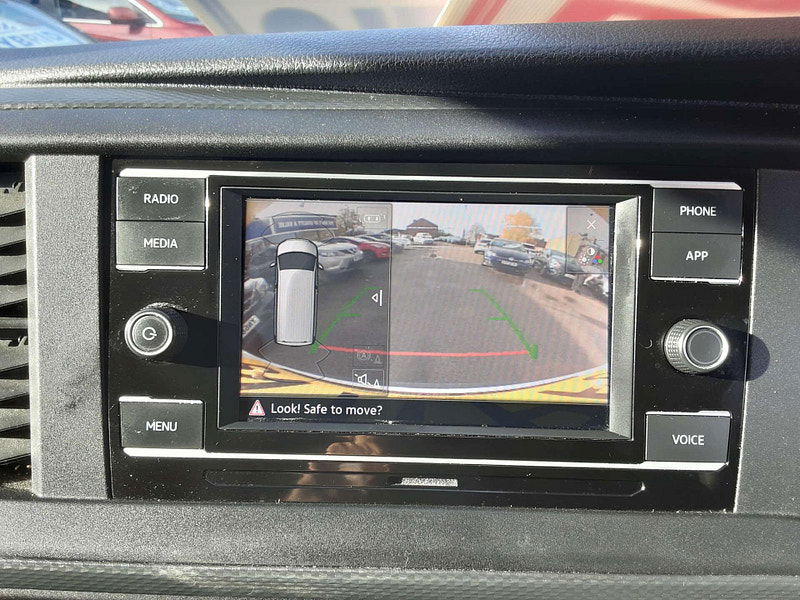 Volkswagen Transporter 2.0 Transporter T28 Highline TDI Semi-Auto 2dr Automatic 2025