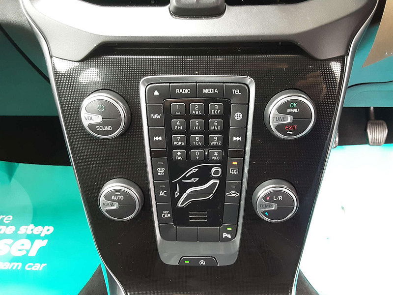 Volvo V40 2.0 V40 Momentum Edition D2 5dr 5dr Manual 2026