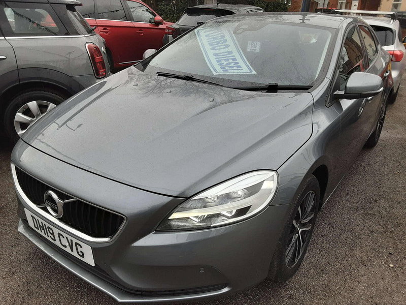 Volvo V40 2.0 V40 Momentum Edition D2 5dr 5dr Manual 2026