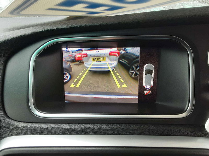 Volvo V40 2.0 V40 Momentum Edition D2 5dr 5dr Manual 2026