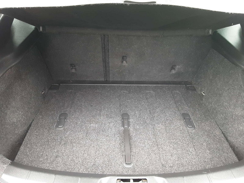 Volvo V40 2.0 V40 Momentum Edition D2 5dr 5dr Manual 2026