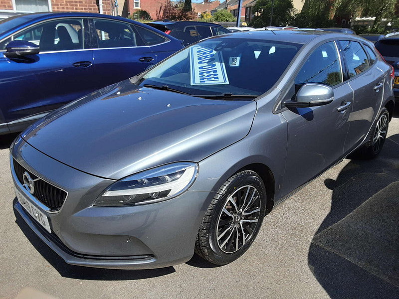Volvo V40 2.0 V40 Momentum Edition D2 5dr 5dr Manual 2026