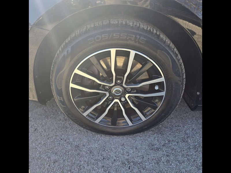 Volvo V40 2.0 V40 Momentum Nav+ D3 5dr 5dr Manual 2025