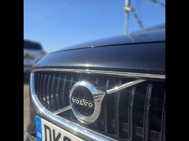 Volvo V40 2.0 V40 Momentum Nav+ D3 5dr 5dr Manual 2025