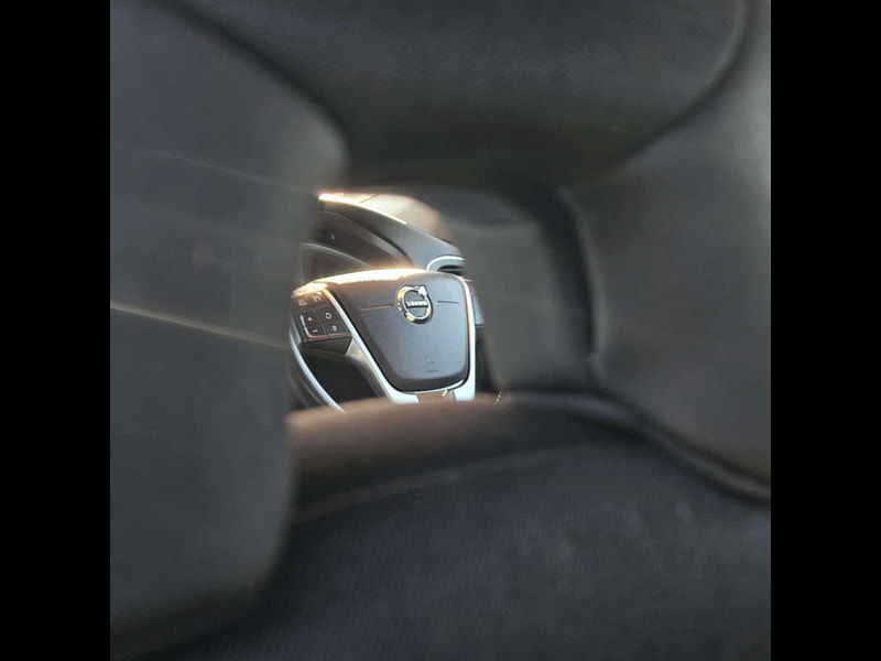 Volvo V40 2.0 V40 Momentum Nav+ D3 5dr 5dr Manual 2025