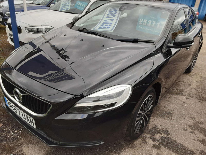 Volvo V40 2.0 V40 Momentum Nav+ D4 5dr 5dr Manual 2025