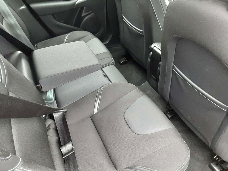 Volvo V40 2.0 V40 Momentum Nav+ D4 5dr 5dr Manual 2025