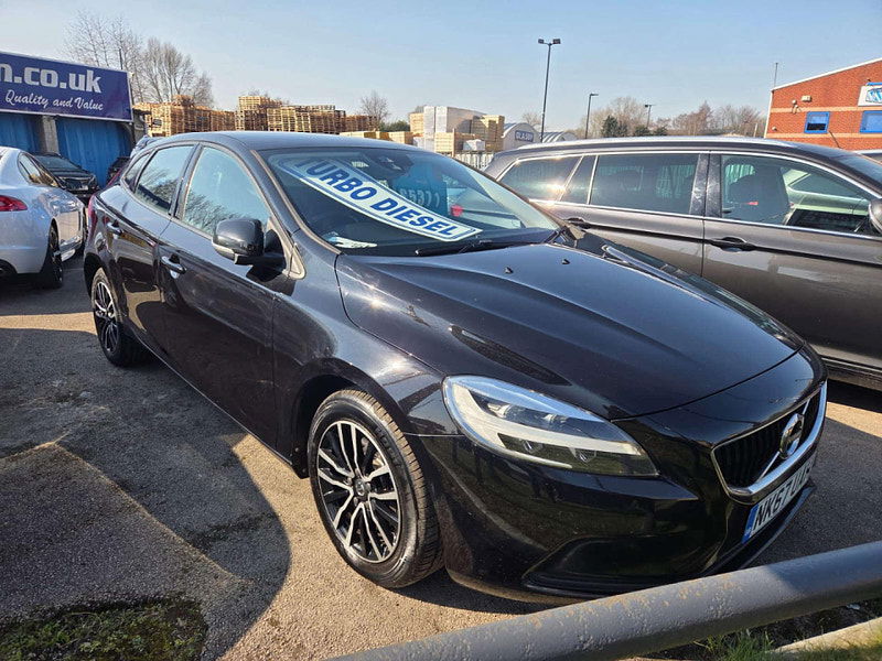Volvo V40 2.0 V40 Momentum Nav+ D4 5dr 5dr Manual 2025