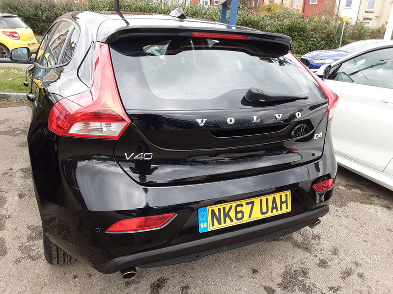Volvo V40 2.0 V40 Momentum Nav+ D4 5dr 5dr Manual 2025