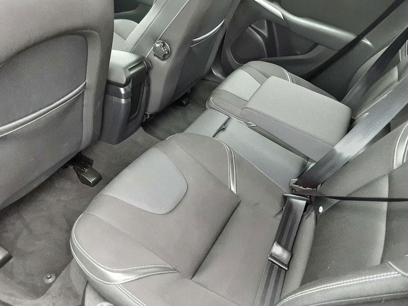 Volvo V40 2.0 V40 Momentum Nav+ D4 5dr 5dr Manual 2025