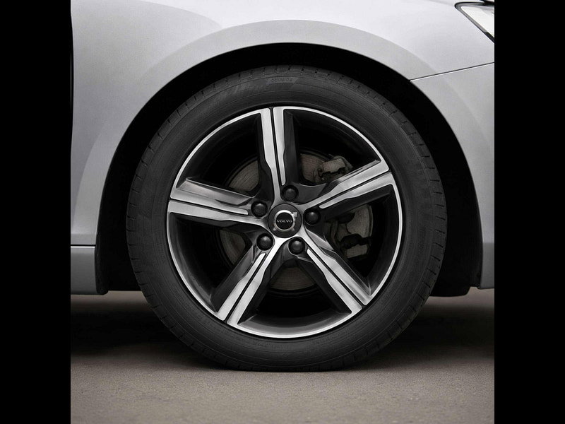 Volvo V40 2.0 V40 R-Design Nav+ D2 5dr 5dr Manual 2026
