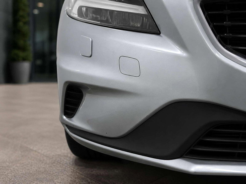 Volvo V40 2.0 V40 R-Design Nav+ D2 5dr 5dr Manual 2026