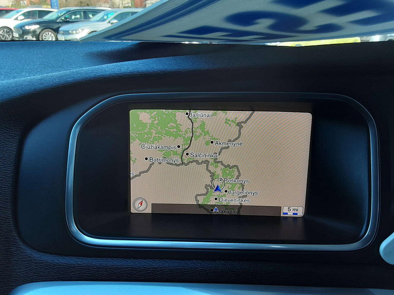 Volvo V40 2.0 V40 R-Design Nav+ D4 5dr 5dr Manual 2026