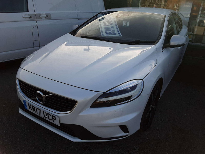 Volvo V40 2.0 V40 R-Design Nav+ D4 5dr 5dr Manual 2026